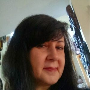 Meet your Posher, Diana